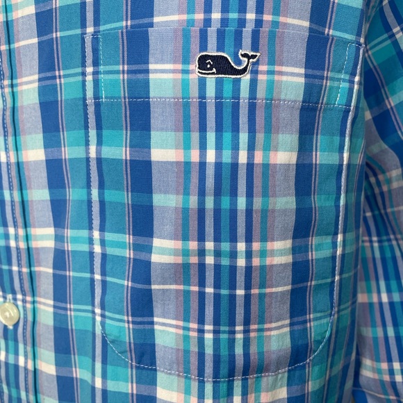Vineyard Vines - Classic Fit Tucker Shirt - Size Large - Picture 2 of 6